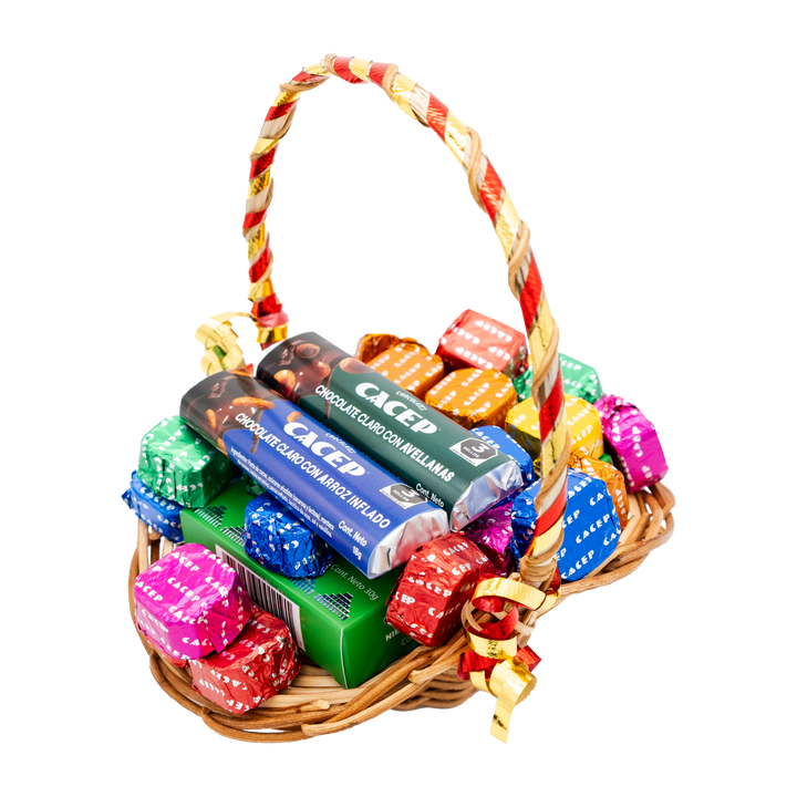 Canasta de mimbre, chica